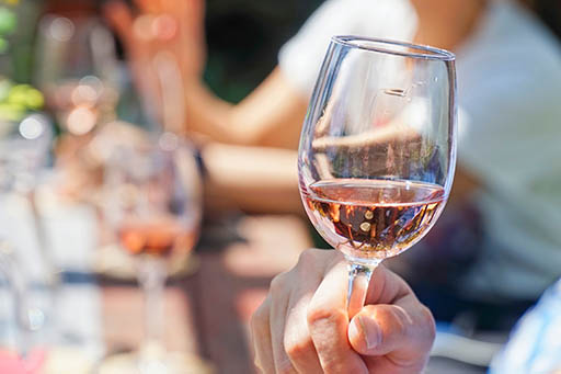 50種類のイタリアワイン◆季節や料理に合わせたラインナップ